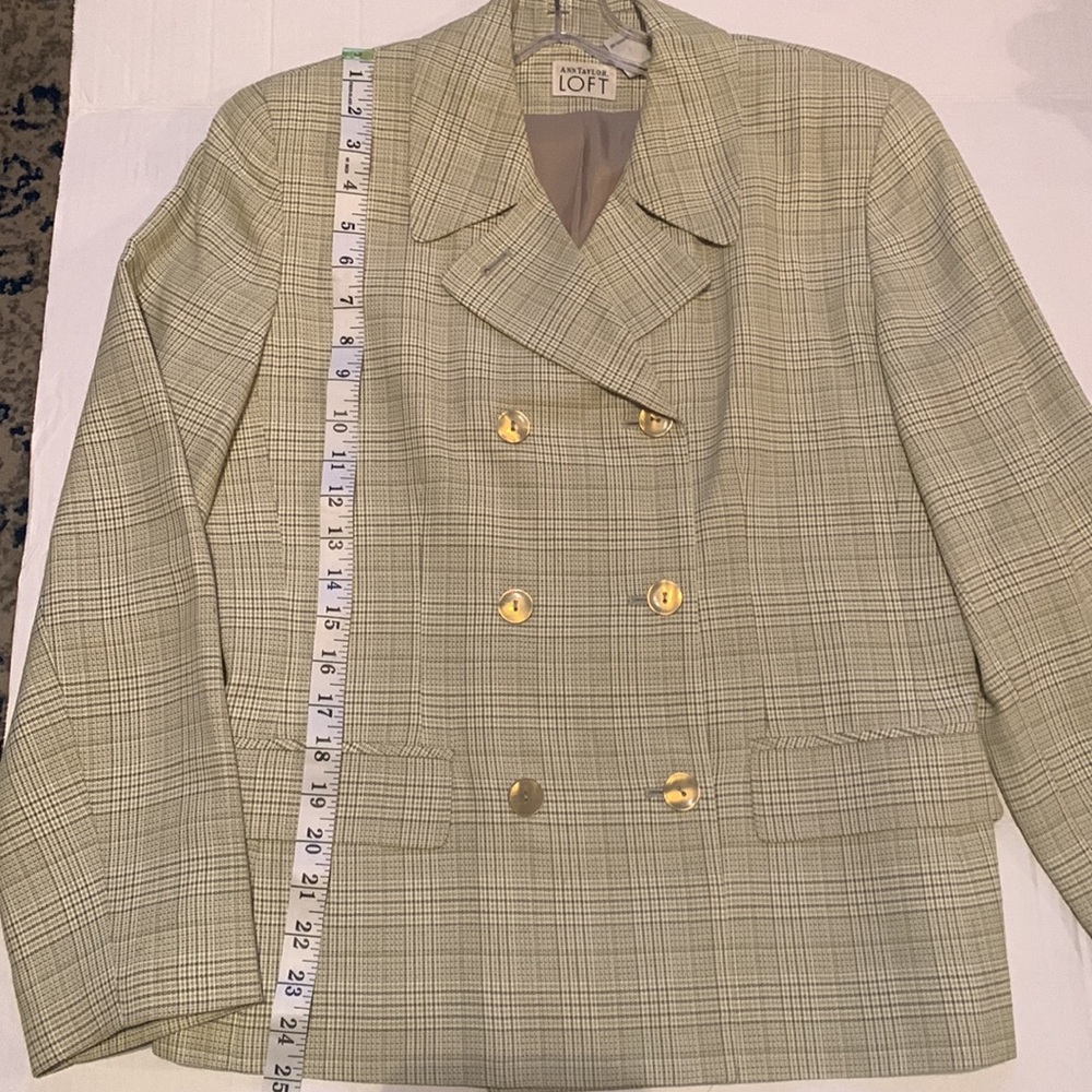 Ann Taylor LOFT Suit Jacket and Skirt set - Picture 9 of 12